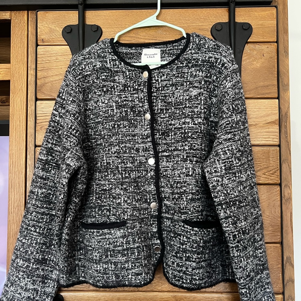 Abercrombie and Fitch: Black and White Tweed Cardigan